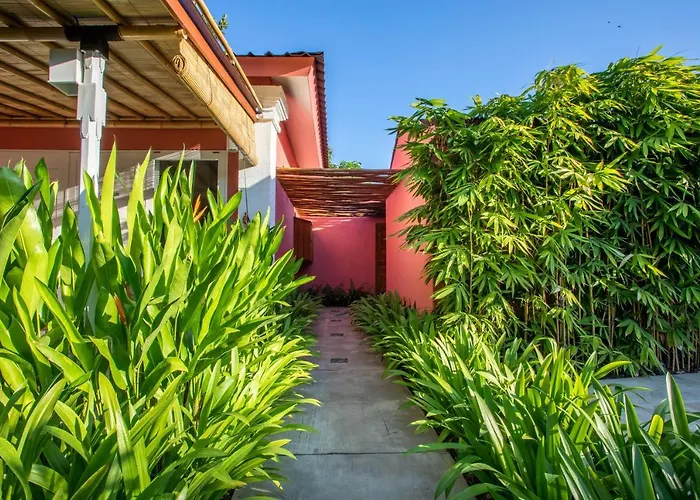 Bed and breakfast Pinkprivate - For Cool Adults Only