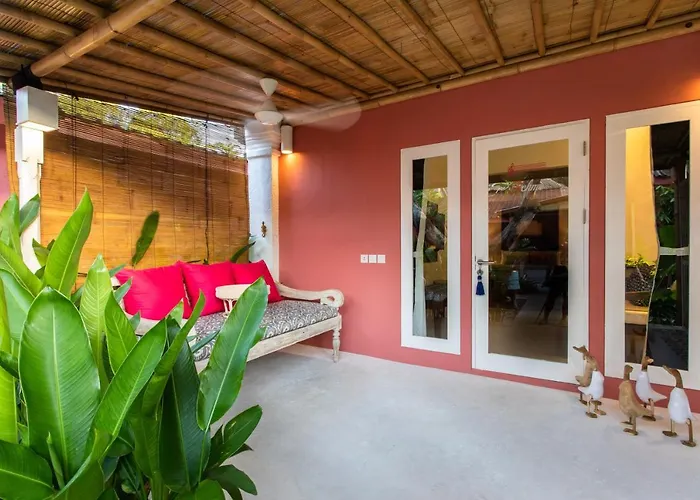 Pinkprivate - For Cool Adults Only Bed and breakfast