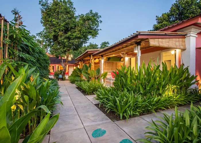 Bed and breakfast Pinkprivate - For Cool Adults Only