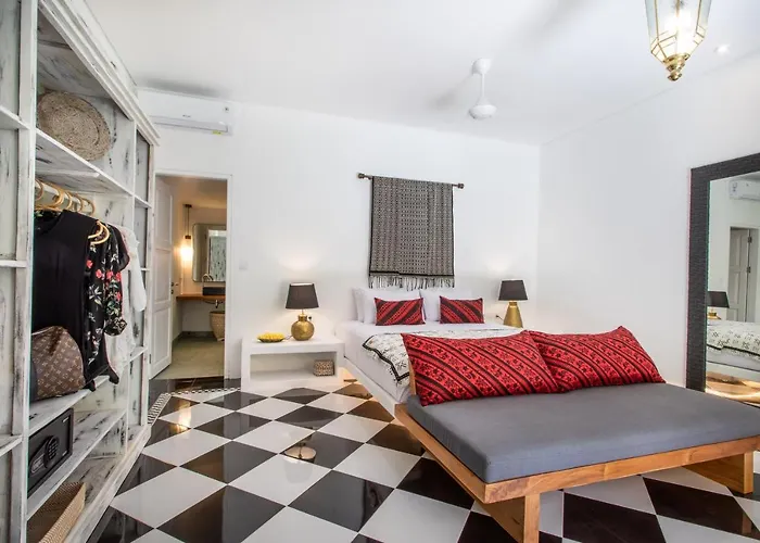 Pinkprivate - For Cool Adults Only Bed and breakfast Sanur