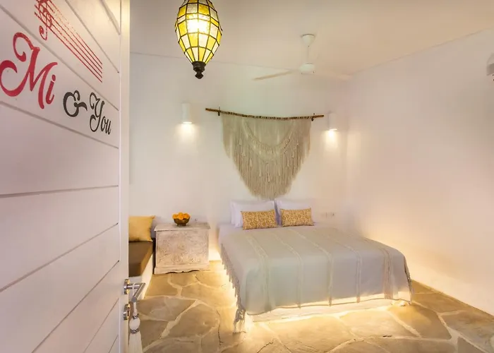 Pinkprivate - For Cool Adults Only Bed and breakfast 4*